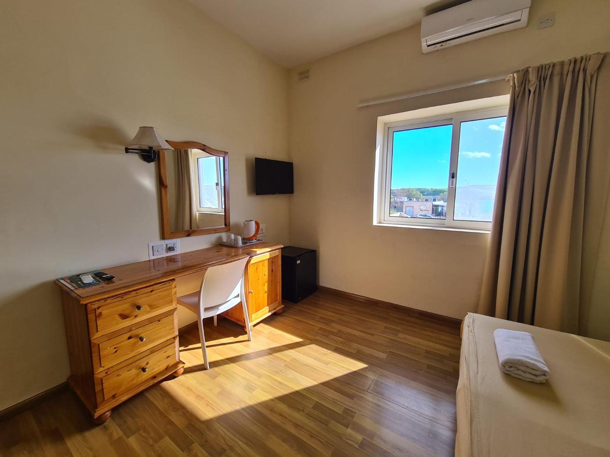 Sensi Hotel Marsaskala Bagian luar foto