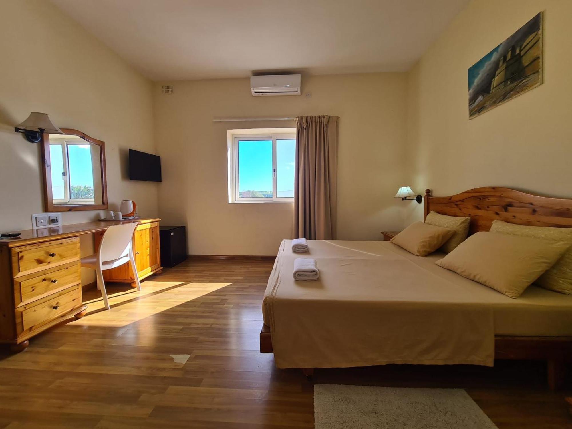 Sensi Hotel Marsaskala Bagian luar foto